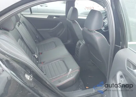 2013 Volkswagen Jetta Gli z USA, uszkodzony, nr VIN 3VW5A7AJ4DM272103